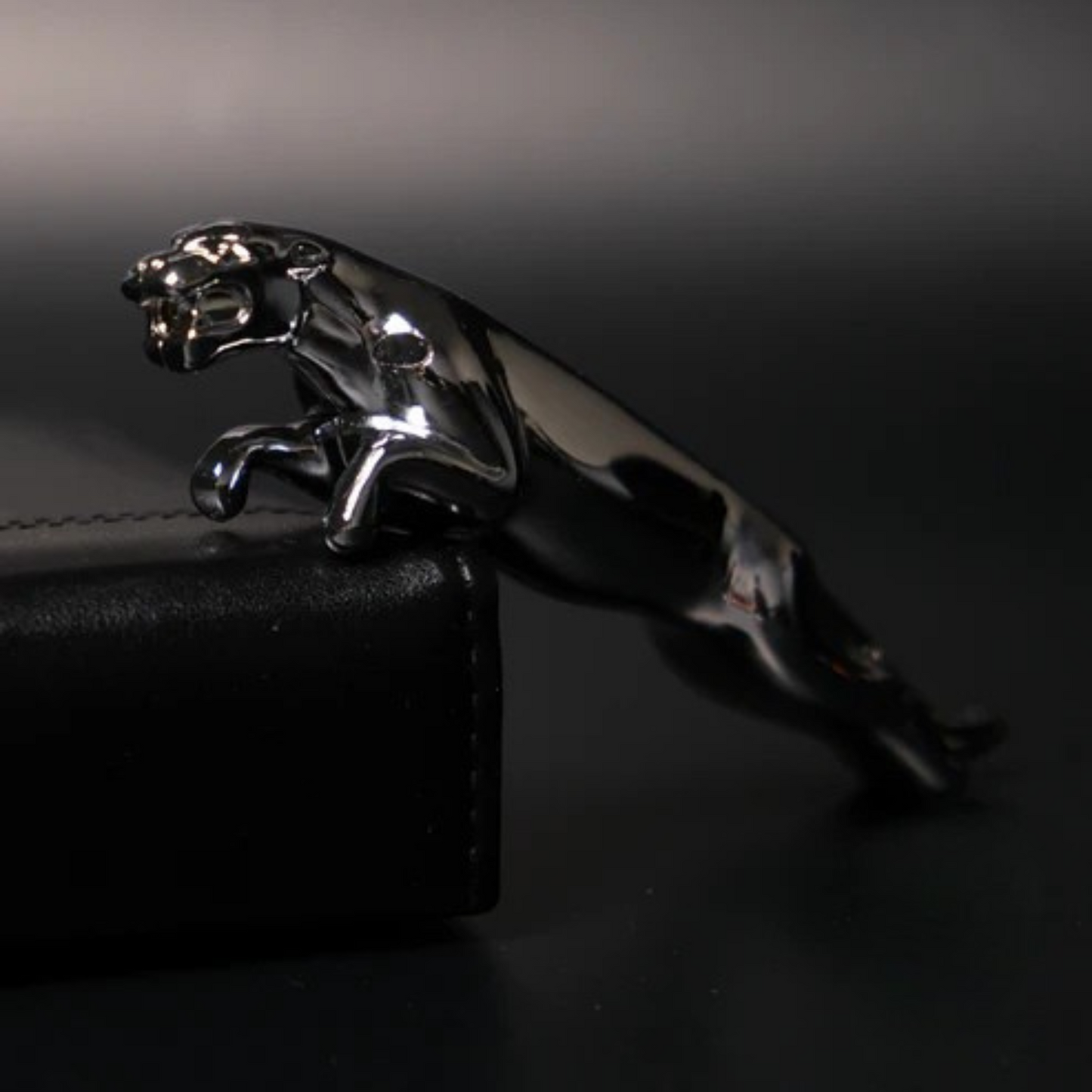 Jaguar Lighter