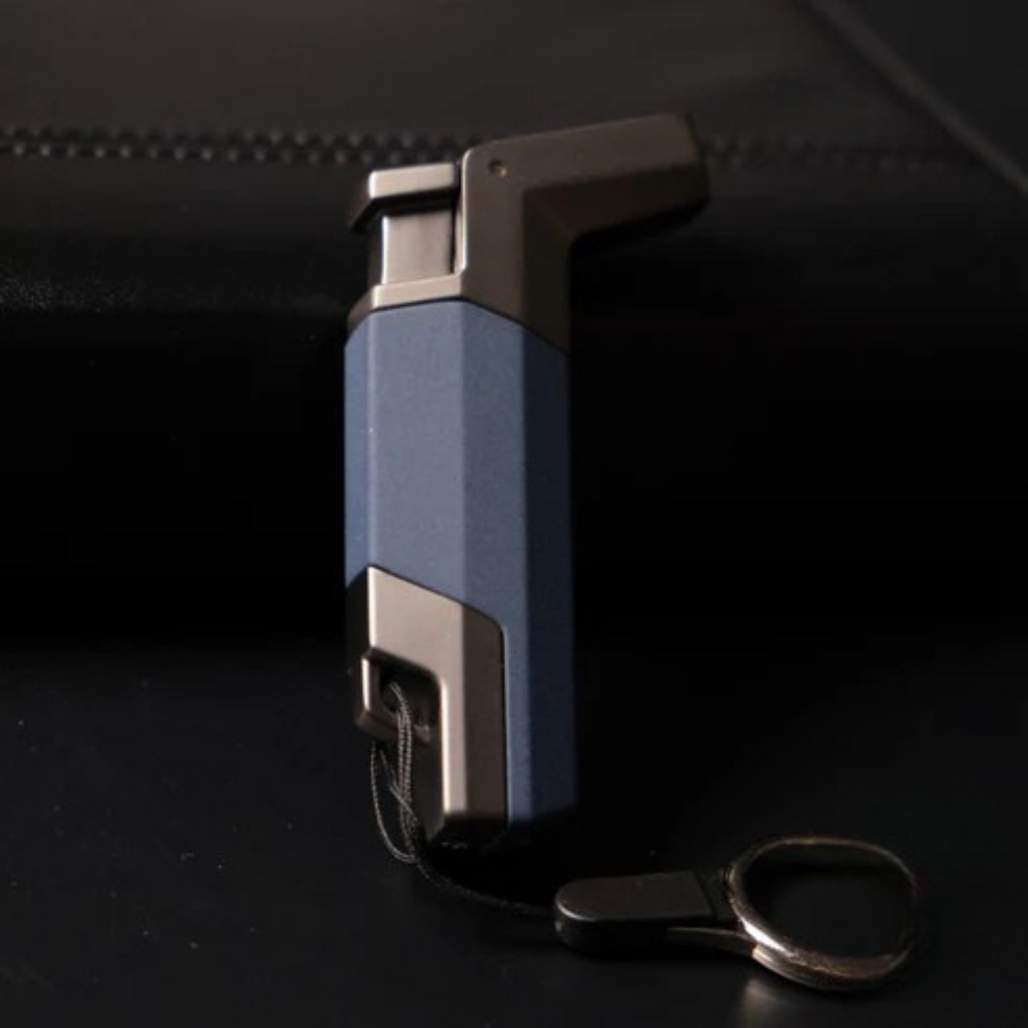 Rhino Lighter